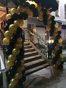 balloons-on-stairs